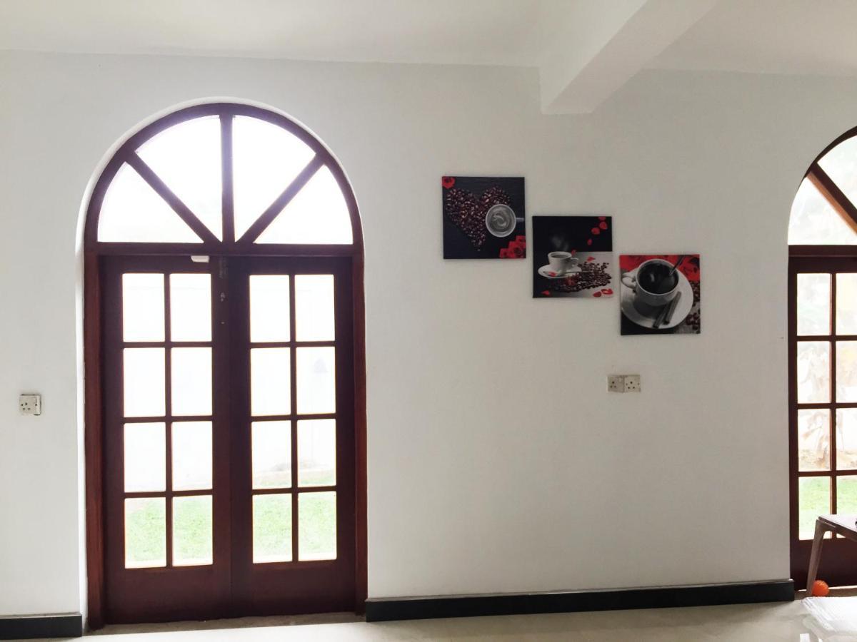 Grand Villa Negombo Luaran gambar